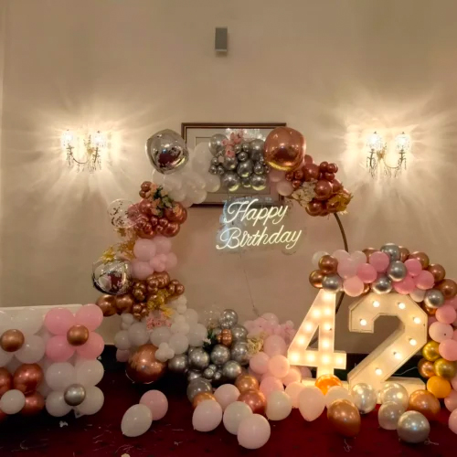 Balloon Ring Decoration